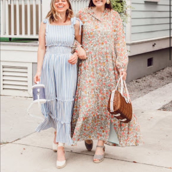 H&M Dresses & Skirts - H&M floral maxi dress NWT